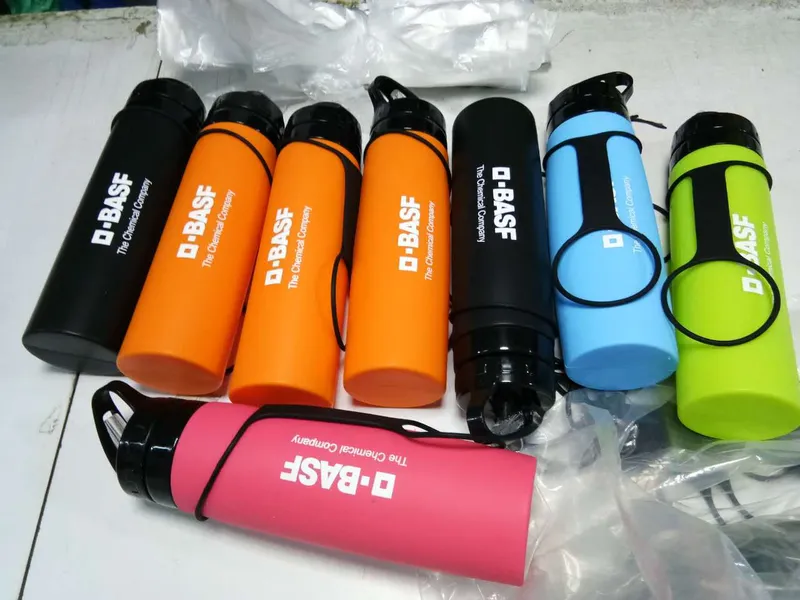 600ml BPA Free Foldable Silicone Water Bottle for Outdoor Sports Drinking