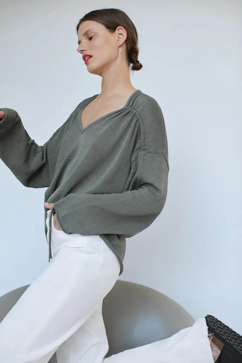 V Neck Folded Sleeves Fashion Apparel Cashmere Sweaters Casual Knitwear