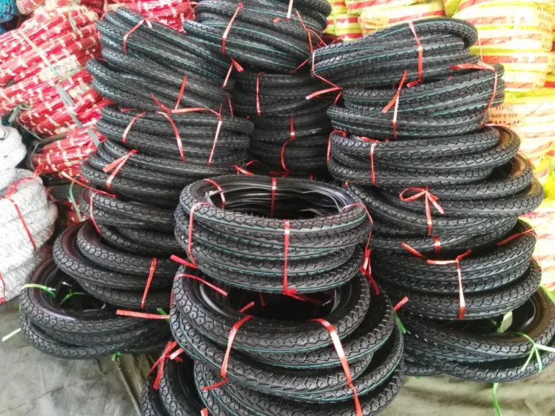 High Quality Motorcycle Tyre with 90/90-18 Tt/Tl St120