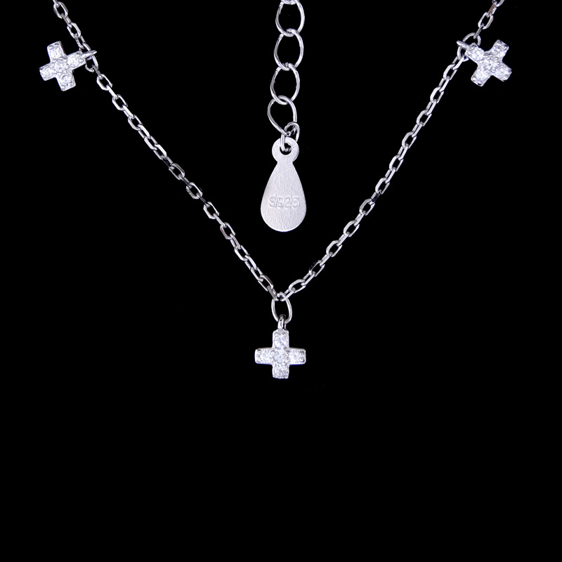 Fashion Sterling Silver Cubic Zirconia Single Stone Necklace with Cross Shaped