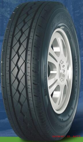High Quality Wear-Resistance PCR Car Tyre/Tire 185r15lt