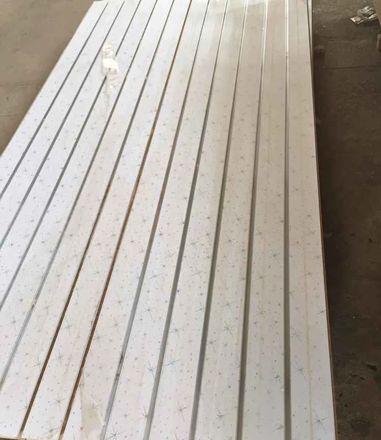 16mm 17mm 18mm Grooved Slotted MDF Board Slatwall for Sale