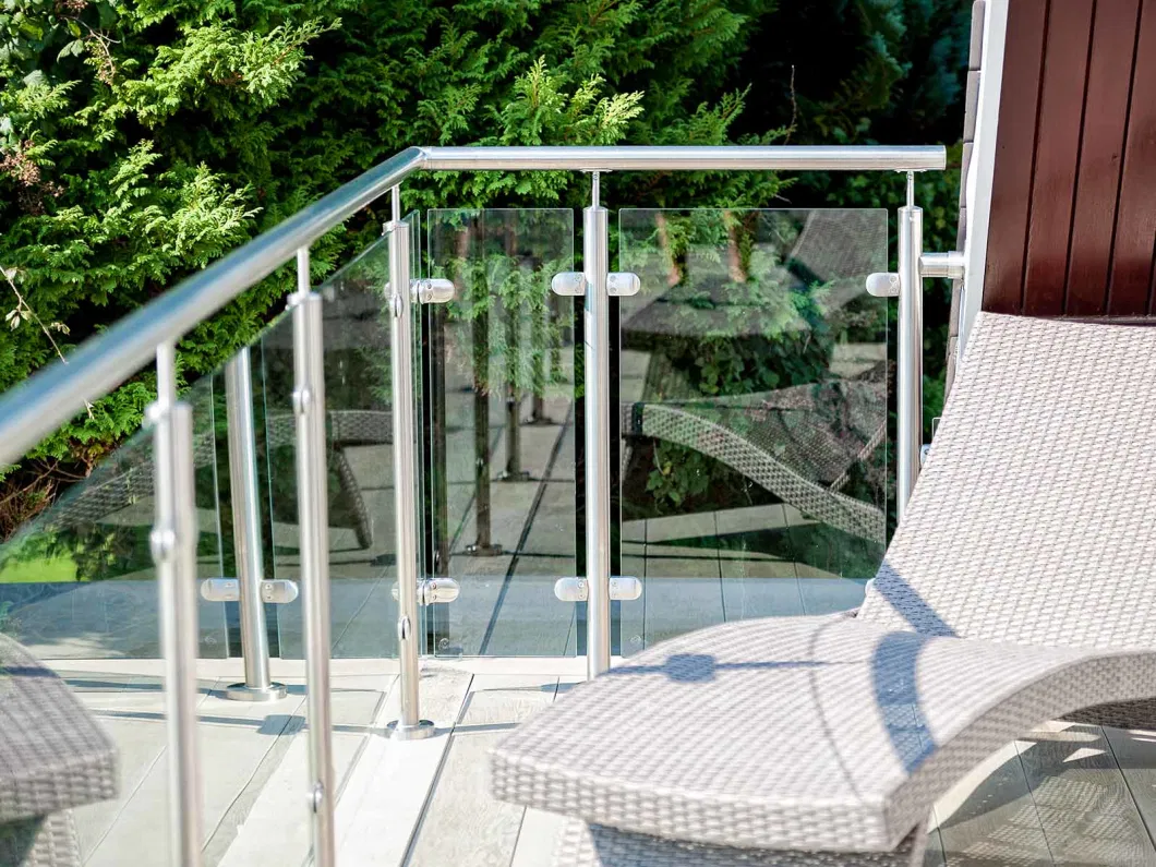 Post Glass Railing Indoor and Outdoor Baluster Glass Balustrade for Staircase Porch Balcony