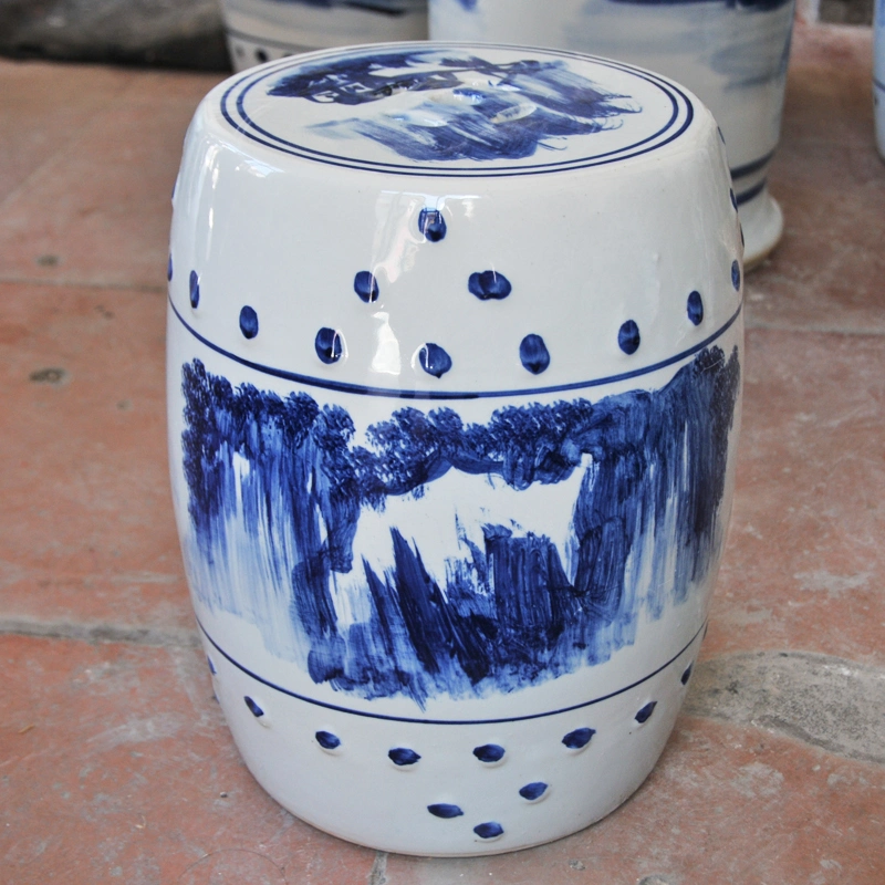 New Arrival Chinese Traditional Style Wholesale High Quality Outdoor Garden Stools Blue and White Porcelain
