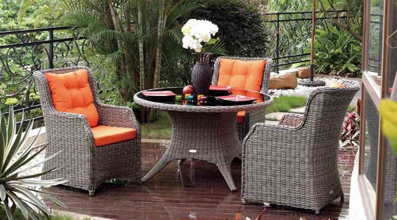 Wicker Furniture Outdoor Dining Table Set with Rattan Chair