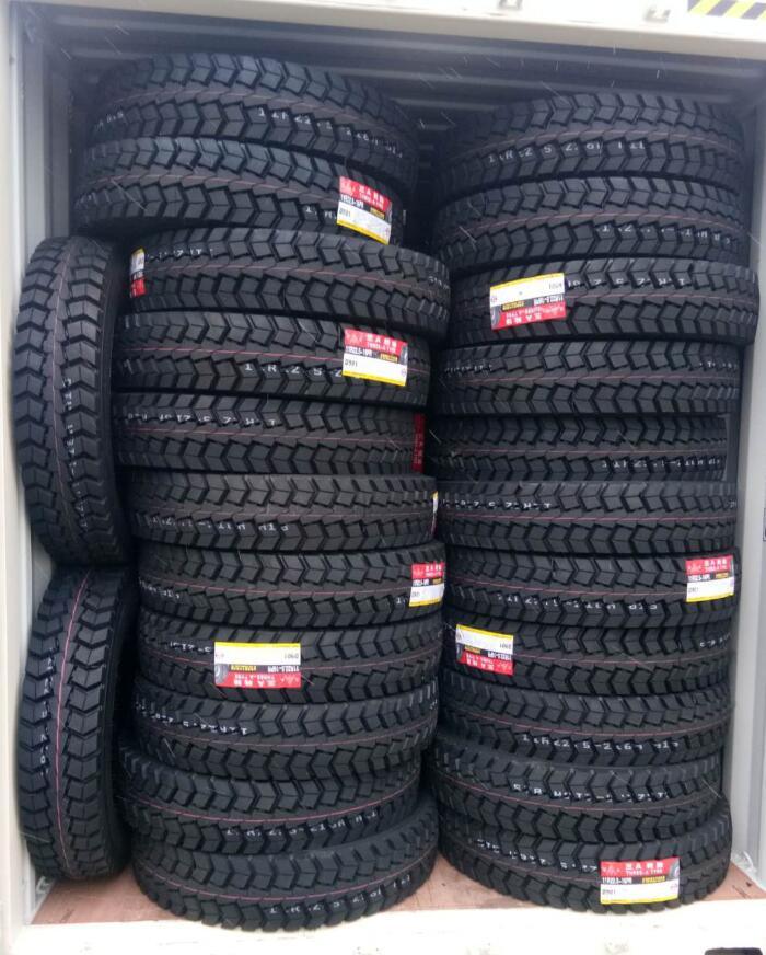 China Manufacturer Best Price Truck Tyre, Best Radial Tires for Truck 10.00r20