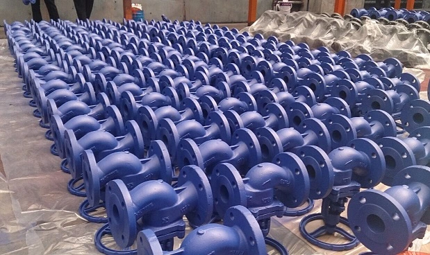 Industrial Flange Ends Cast Iron Globe Valve DIN PN16 Face to Face DIN3202 F1