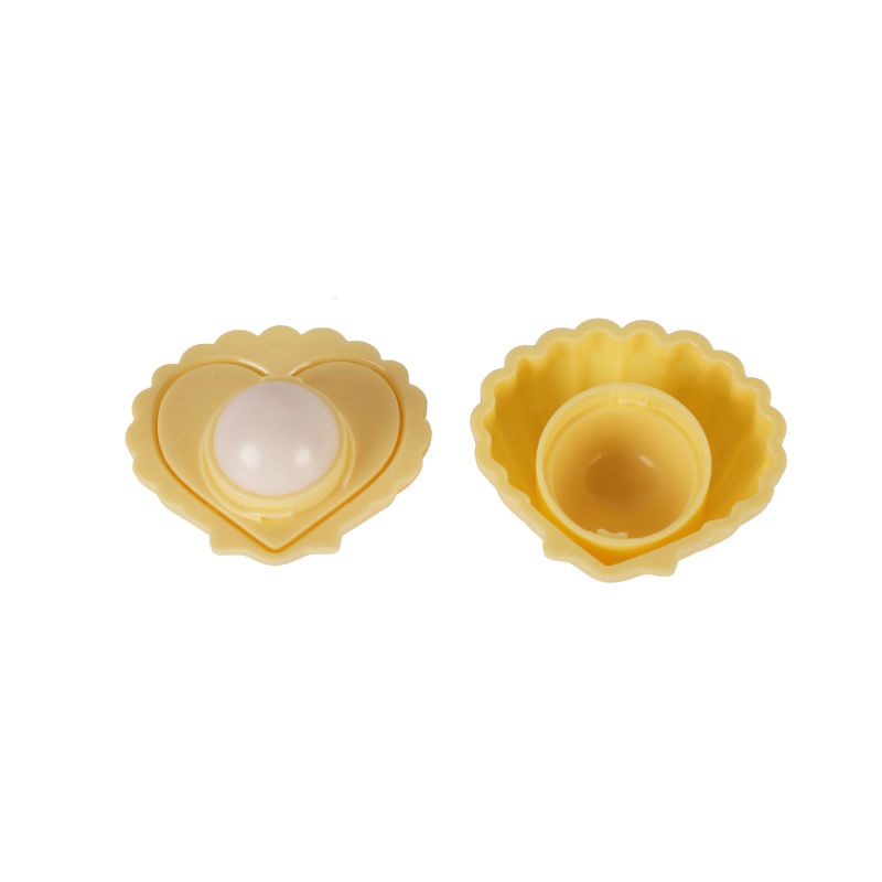 Hot Sale New Designed Sea Shell Shape Moisturizing Lip Balm Organic Cosmetics
