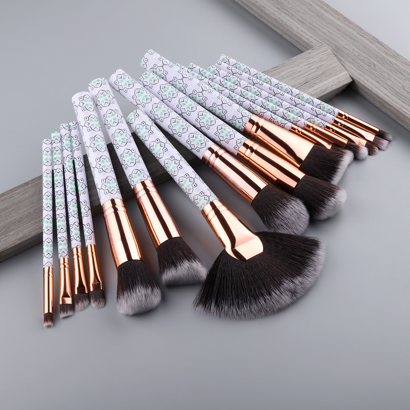 15PCS Professional Cosmetic Make-up Brush Set