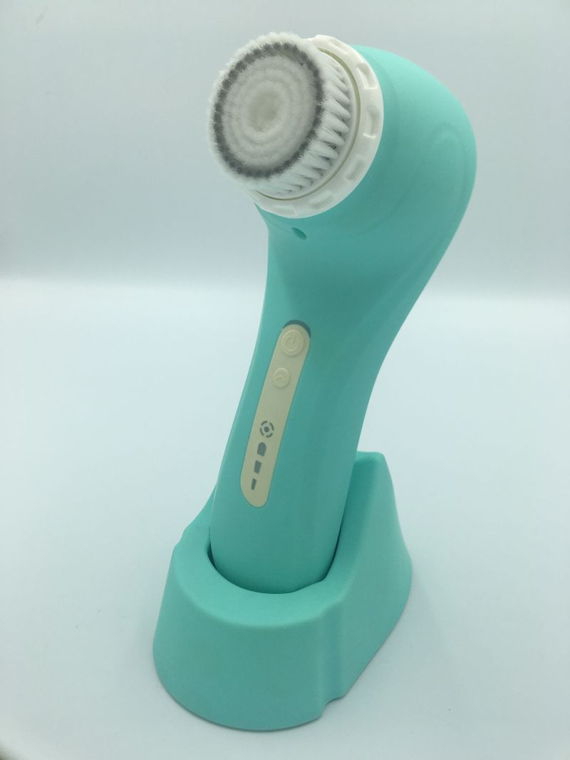 Skin Care Electric Facial Brush with 4 Stalls for Facial Clean Massage