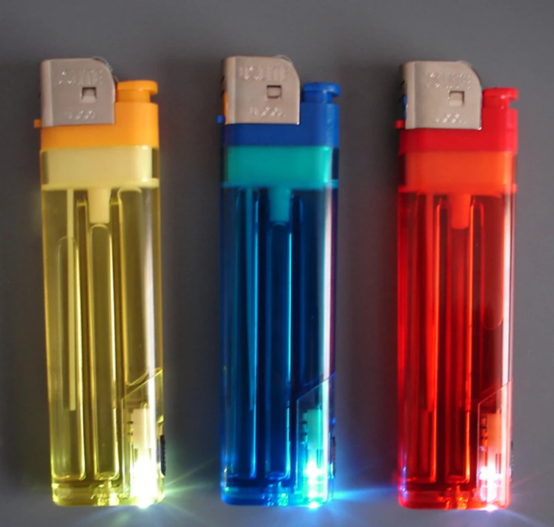 Refilled Large Flint Lighter Fh-218 with Color Gas LED Lighter