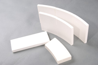 High Alumina 92% & 95% Al2O3 Abrasion Resistant Ceramic Plate