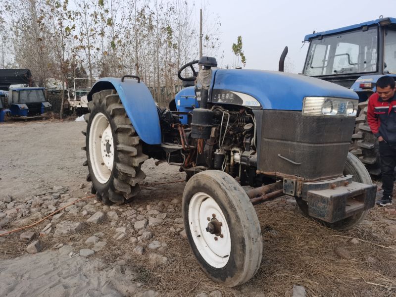 New Arrival 90HP Agriculture Machinery Equipment Farm Tractor Agricultural Machinery