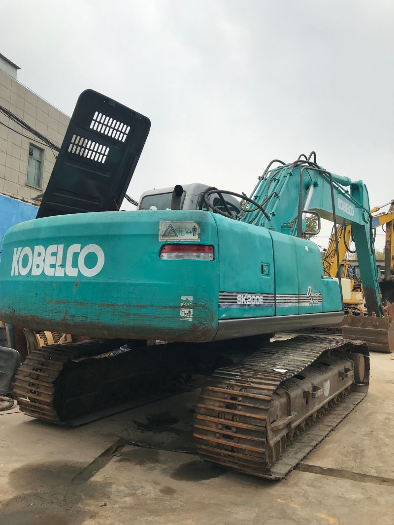 Used Good Quality Kobelco Sk200-6 Crawler Excavator, Sk200-8 Crawler Excavator